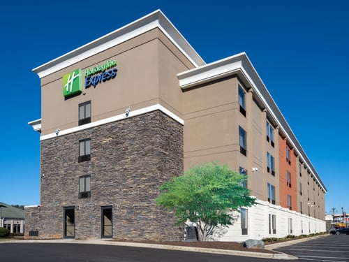Welcome to our Greensboro hotel along I-40 at Wendover Avenue!