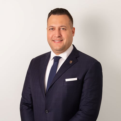 Araz Jaroudi headshot