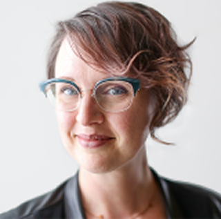 Amanda Randall Headshot