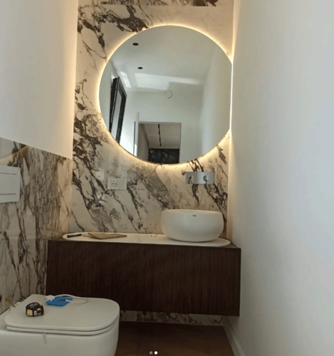 specchio con led