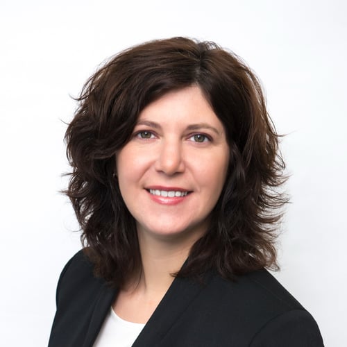 Headshot of Esther Ayotte