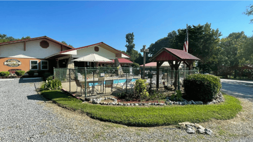Bay Springs Country Inn & Marina