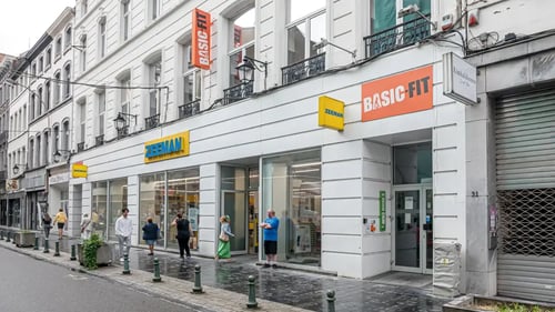 Basic-Fit Liège Rue de l’Universite 24/7 - front club outside