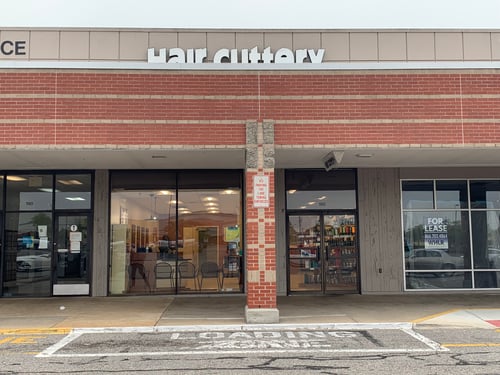The front entrance of Hair Cuttery at Janaf Shopping Center.