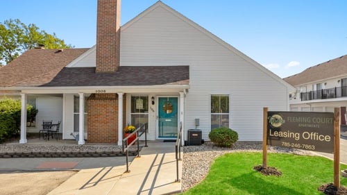 Fleming Court Apartments exterior