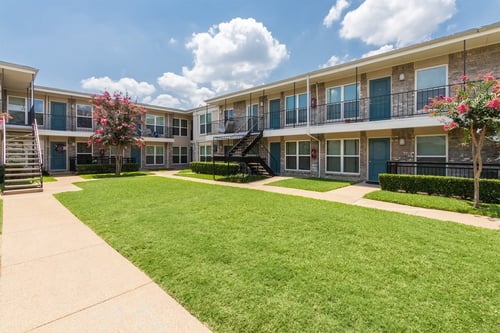 Google Cover Photo for Summit at Midtown Apartments in Dallas, TX!