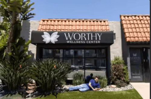 Luxury rehab center exterior in Carlsbad CA offering addiction and mental health treatment near the beach