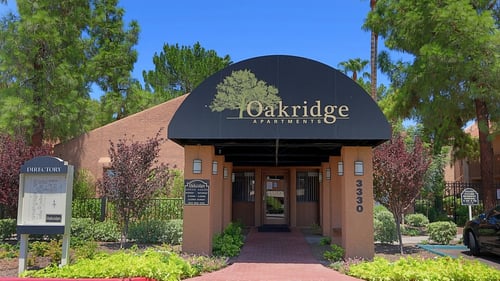 Vibrant Outdoor View of Leasing Office at Oakridge Apartments, Phoenix 85053