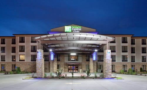 Welcome to Holiday Inn Express & Suites St Louis Airport!