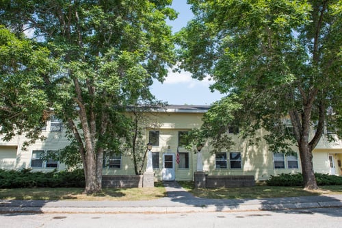 Apartment Building of Haven South at Brunswick