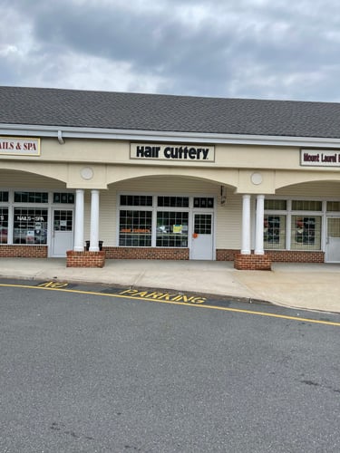 The front entrance of Hair Cuttery at Towne Square.