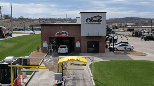 Front View of Washington, Missouri Club Car Wash