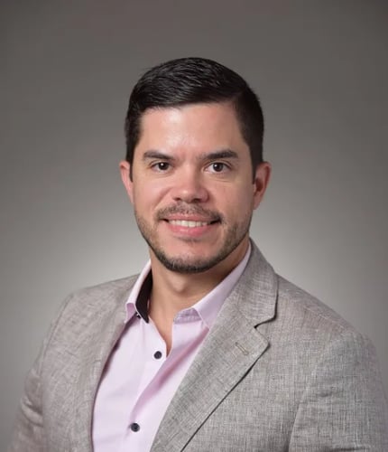 Dr. Kristian T Poventud