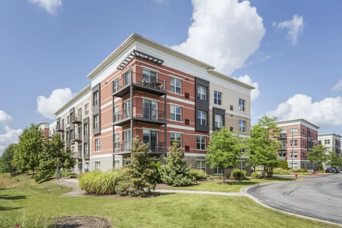 Exterior View at Avant at the Arboretum in Lisle, IL 60532