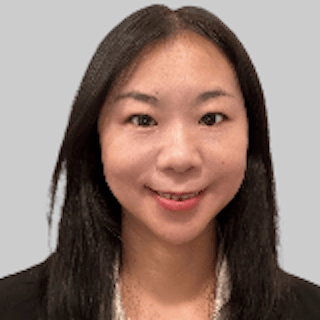 Headshot of Alina Zeng