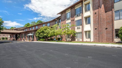 Brookdale Bristol Entrance