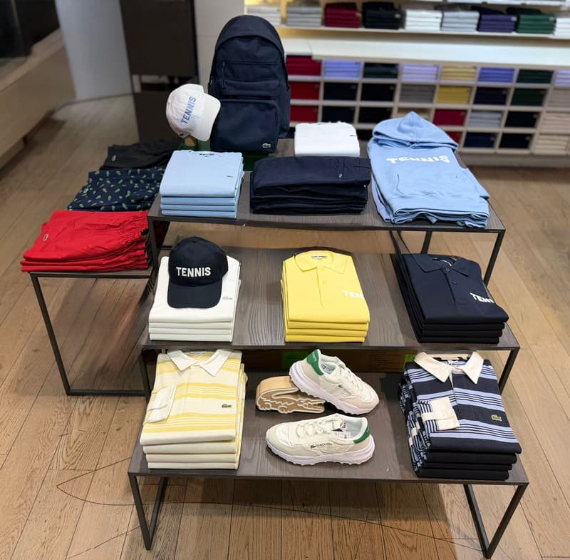 Close Up - Store