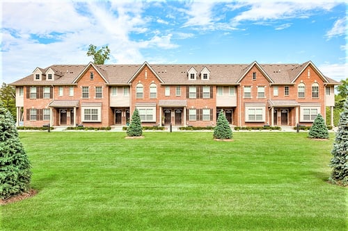 Luxury Townhomes in  Canton, MI