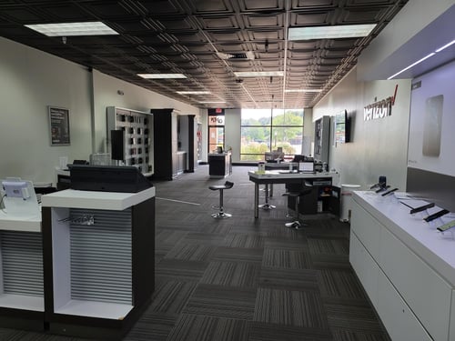 Wireless Zone, Verizon Authorized Retailer, Verizon Wireless, smartphones, tablets, smart watches, WiFi, internet, mobile accessories, upgrades, phone lines, bill analysis, prepaid phones. Samsung, Google, Apple, LG, Motorola