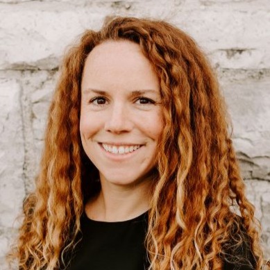 Headshot of Stephanie Place.