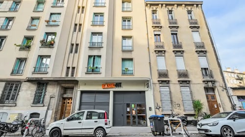 Basic-Fit Marseille Rue Briffaut - front club outside