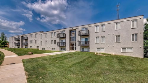 Property Exterior at The Apex, Cincinnati, OH 45239