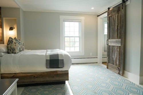 Inn and Wedding Venue in Waterford, Maine - Bear Mountain Inn + Barn