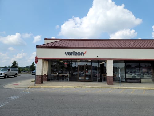 TCC, Verizon Authorized Retailer
2442 N Lebanon St
Lebanon, IN
TCC, Verizon near me, Verizon Authorized Retailer, Verizon Wireless, smartphones, tablets, smartwatches, WiFi, internet, mobile accessories, upgrades, phone lines, bill analysis, prepaid phones, Samsung, Google, Apple, LG, Motorola, 5G, Fios, cell phones, mobile phones, best phones, best new phones