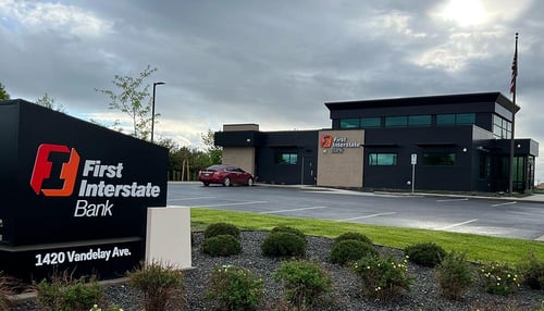 Exterior image of First Interstate Bank in Helena, Montana.