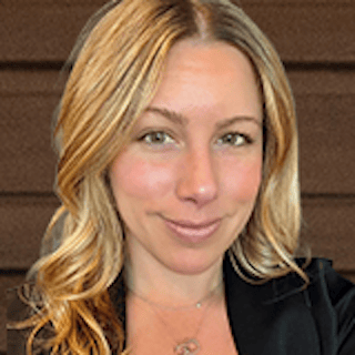 Headshot of Claire McGovern