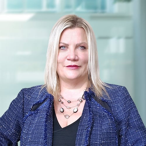 Headshot of Alexandra Z. Bartonik, a wealth advisor at Chase