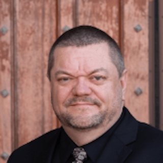 Headshot of Joe Linthorne