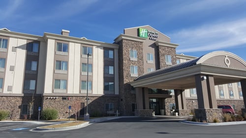 Stay with Holiday Inn Express in Springville!
