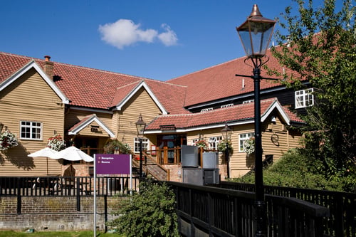 Premier Inn Basildon (East Mayne) hotel exterior