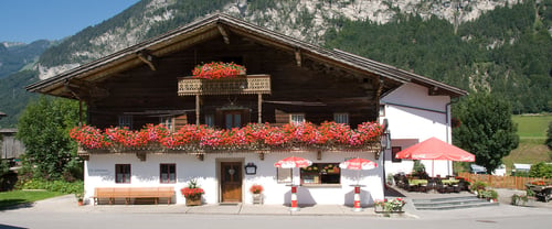 Camping & Appartements Seehof am Reintalersee