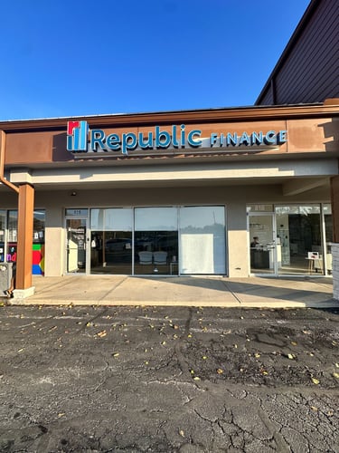 SW Blue Parkway, MO Republic Finance Branch