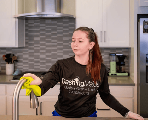 Kitchen faucet cleaning