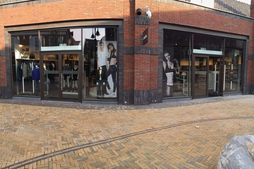 Storefront picture