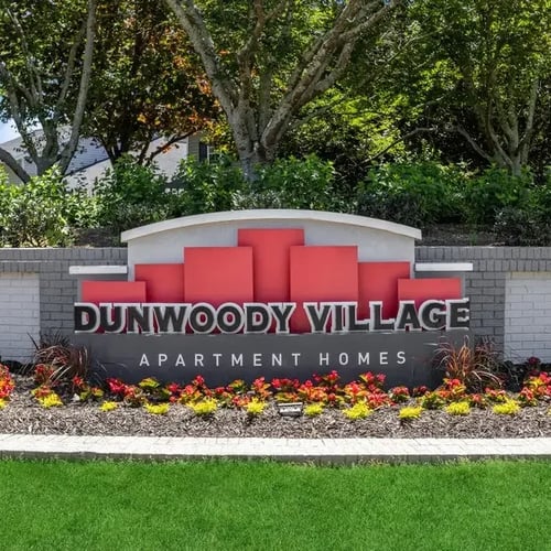 Dunwoody Village | Entrance