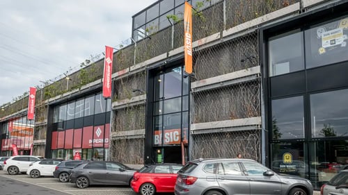 Basic-Fit Tournai Froyennes 24/7 - front club outside