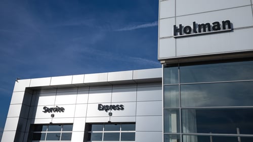 Exterior photo of the Holman INFINITI service center
