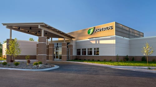 photo of Aspirus Houghton Clinic entrance