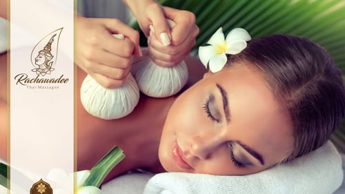 Kräuterstempelmassage