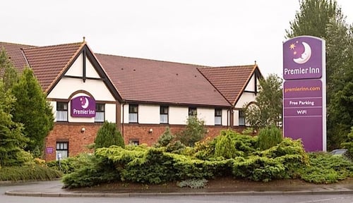 Premier Inn Glenrothes hotel exterior