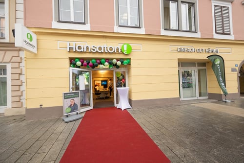 Hansaton Hörkompetenz-Zentrum Hauptplatz 16, Kirchdorf Frontansicht