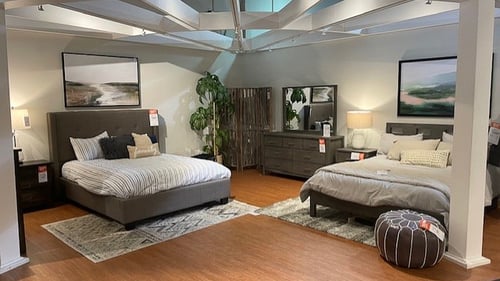Des Moines Ankeny Slumberland Furniture bedroom set