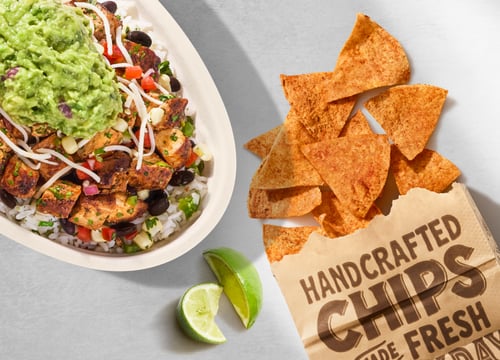 POLLO ASADO & CHILI LIME CHIPS