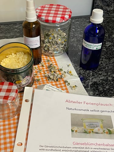 Ferienplauschkurse für Kinder zum Beispiel Glücksbalsam