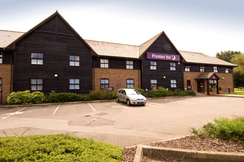 Premier Inn Farnborough West (Southwood) hotel exterior