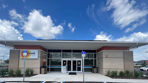 Photo of entrance so Suncoast Belmont Branch